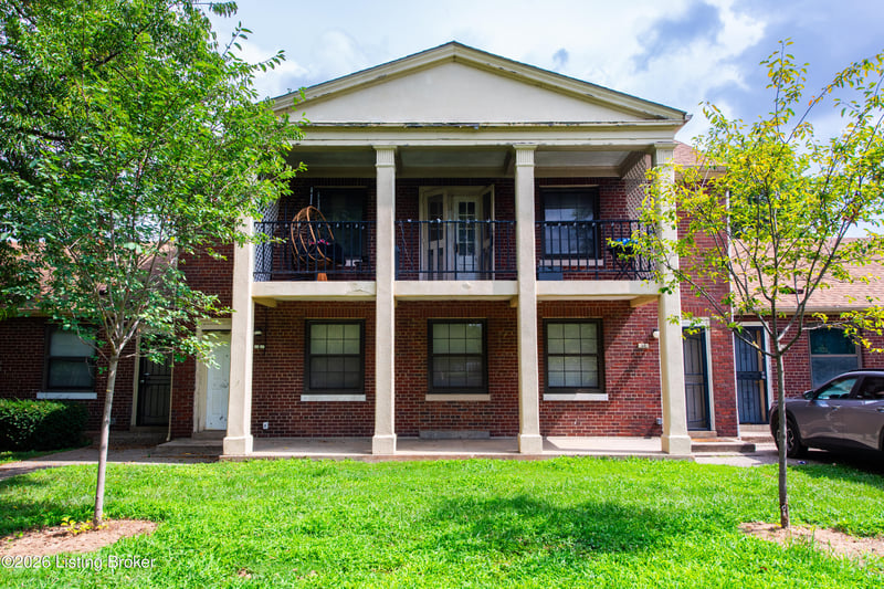 1 College Ct, Louisville, KY 40203