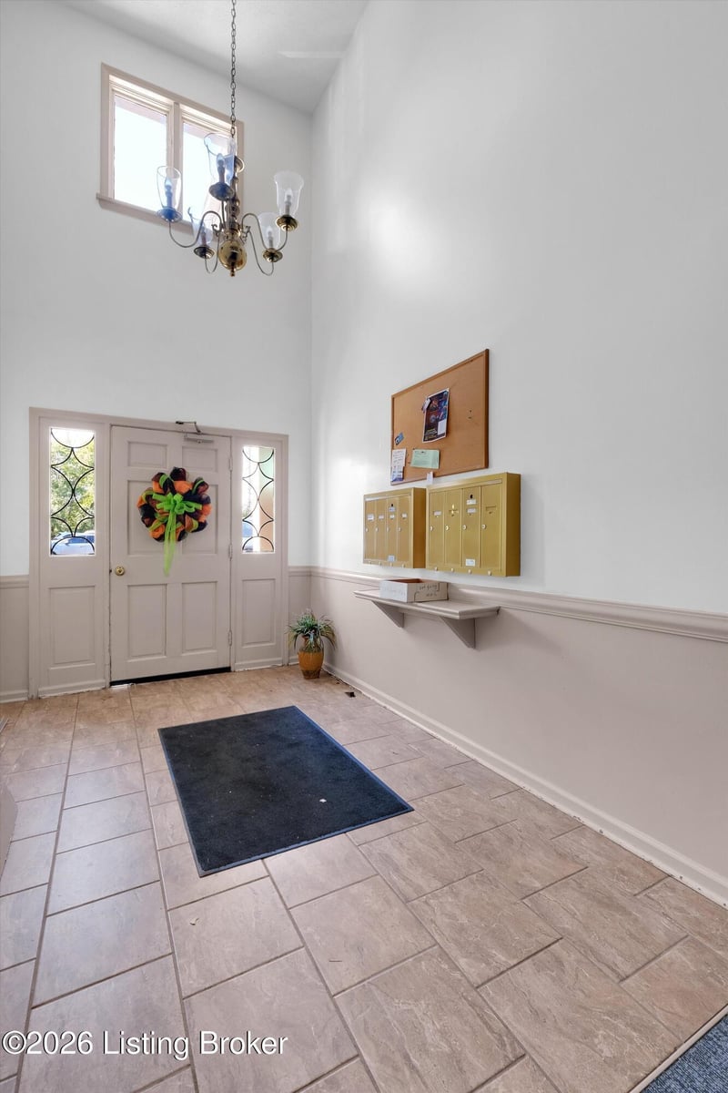 1 Dupont Way #APT 3, Louisville, KY 40207