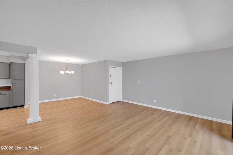 1 Dupont Way #APT 3, Louisville, KY 40207