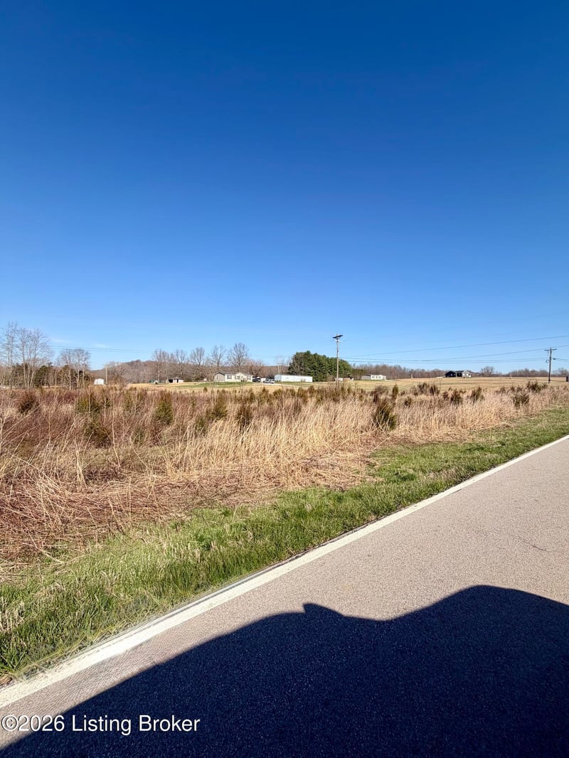 1 Hillcrest Dr, Mauckport, IN 47142