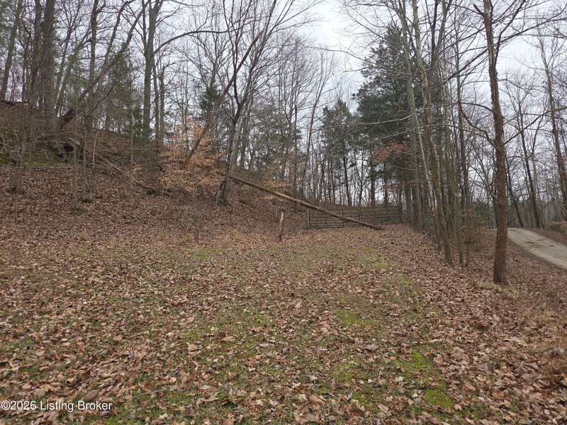 1 Hillcrest Ln, Cub Run, KY 42729