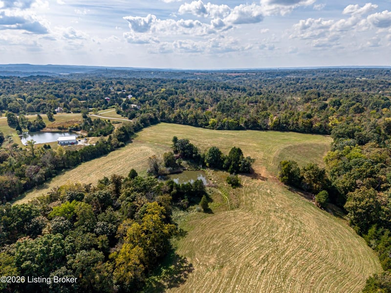 1 Pineview Ct, Mt Washington, KY 40047