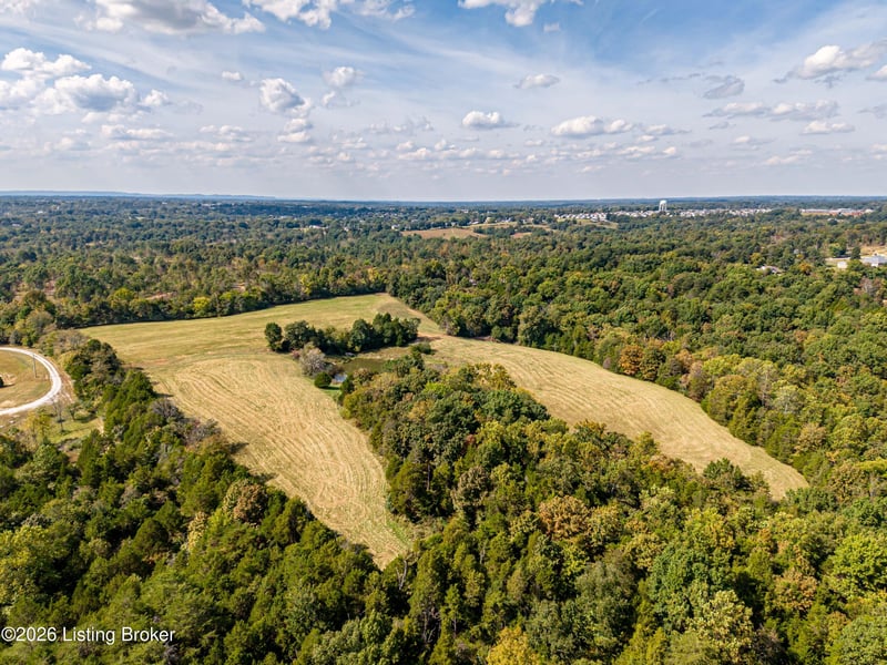 1 Pineview Ct, Mt Washington, KY 40047