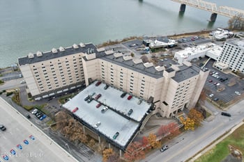 1 Riverpointe Pz #701, Jeffersonville, IN 47130