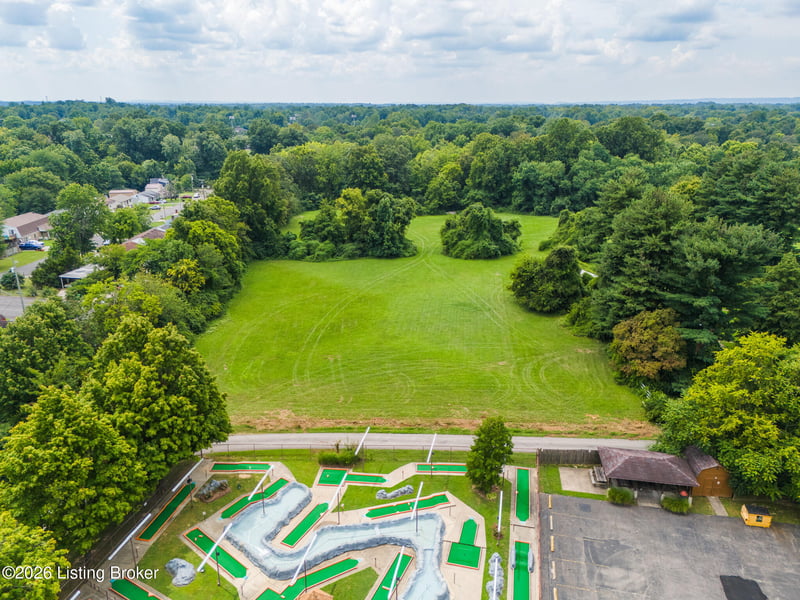 1 Settlers Trace Rd, Louisville, KY 40291