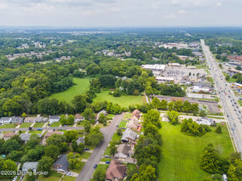 1 Settlers Trace Rd, Louisville, KY 40291