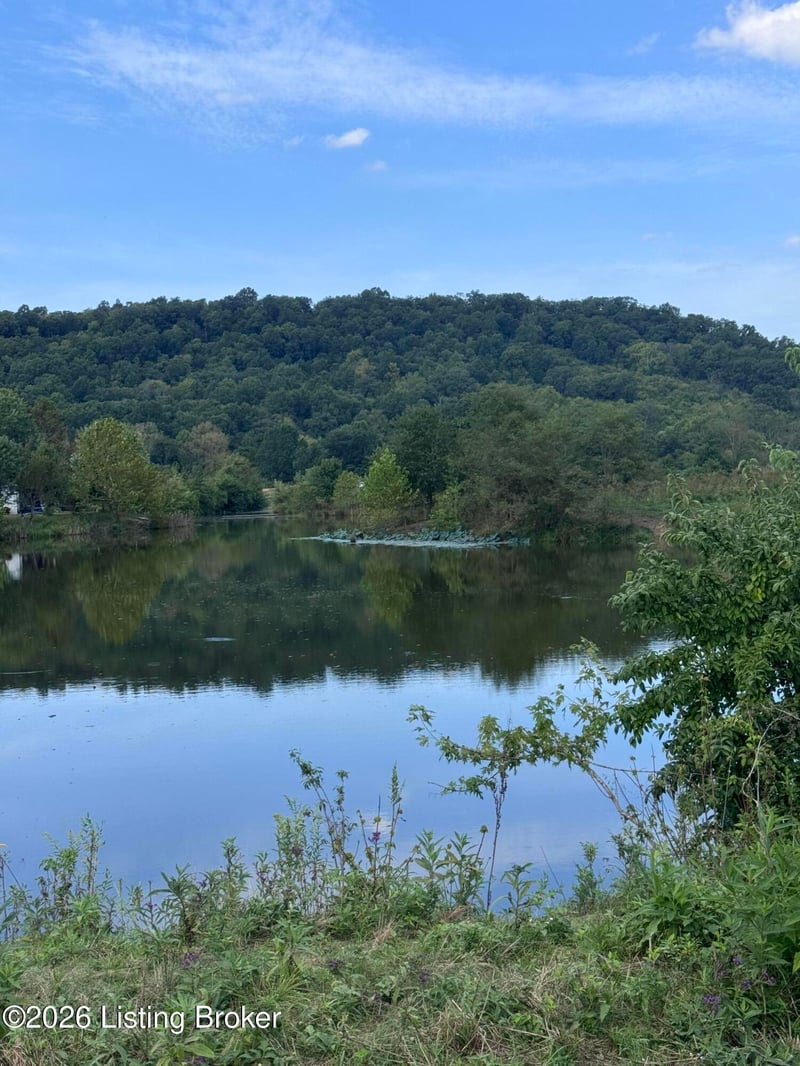 1 Stephanus Rd, Sanders, KY 41083