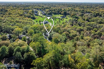 10 Arden Rd, Glenview, KY 40025