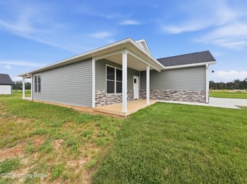 10 Betty Boyd Ln, Brandenburg, KY 40108