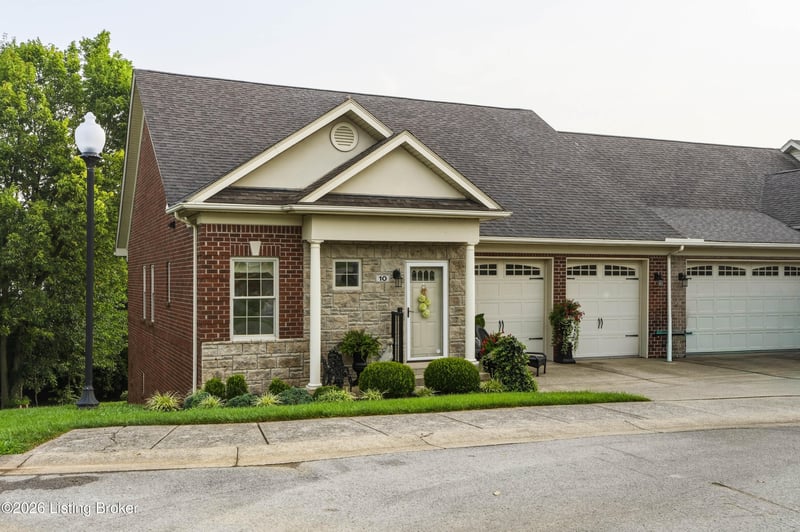 10 Pheasant Glen Dr, Shelbyville, KY 40065