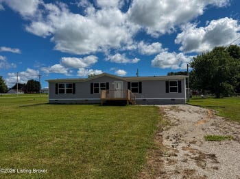 100 N Center St, Irvington, KY 40146