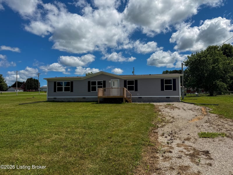 100 N Center St, Irvington, KY 40146