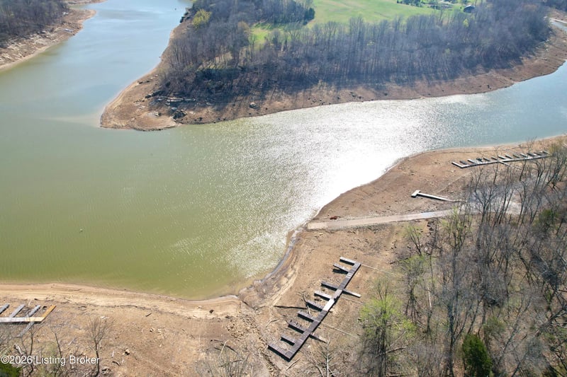 100 Spruce Dr, Falls Of Rough, KY 40119