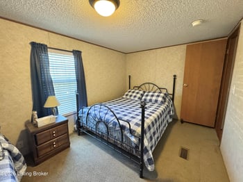 100 Spruce Dr, Falls Of Rough, KY 40119