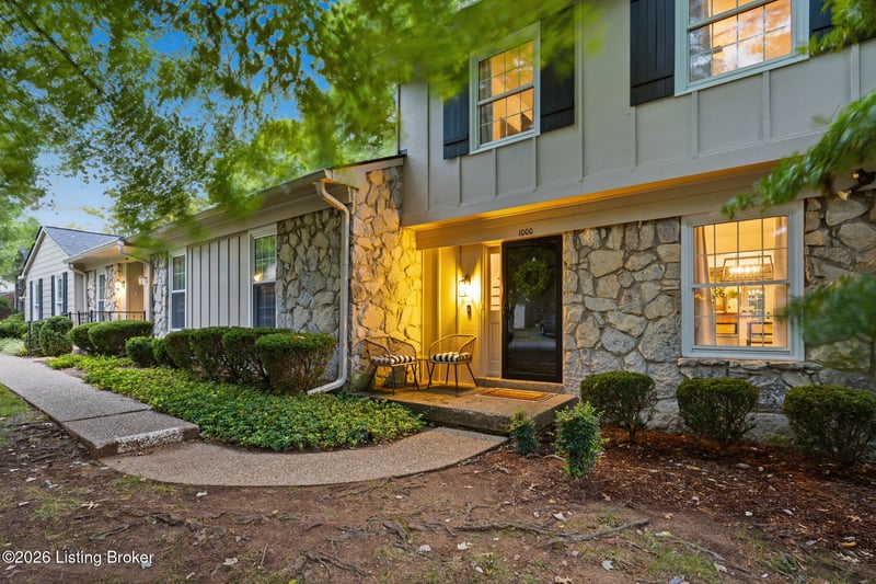 1000 Burning Springs Dr, Louisville, KY 40223