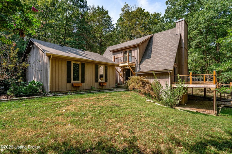 1000 Hobbs Ln, Fisherville, KY 40023
