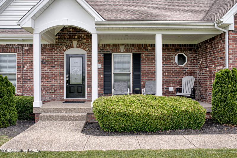 1000 Raisor Ln, Pleasureville, KY 40057