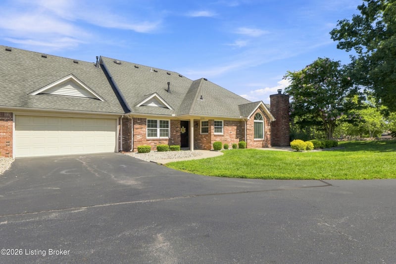 10003 Crooked Stick Ct, Louisville, KY 40291