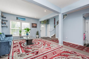 10006 Tuscany Ridge Ct, Louisville, KY 40291