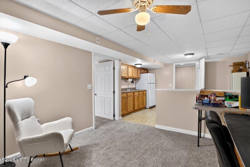 10008 Lochwick Way, Louisville, KY 40272