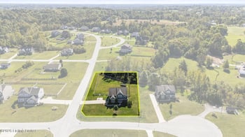 1001 Heron Cv, La Grange, KY 40031