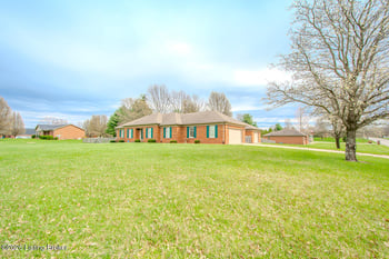 1001 Navajo Dr, Bardstown, KY 40004