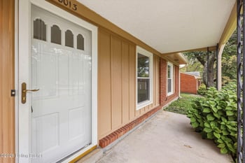 10013 Merioneth Dr, Jeffersontown, KY 40299