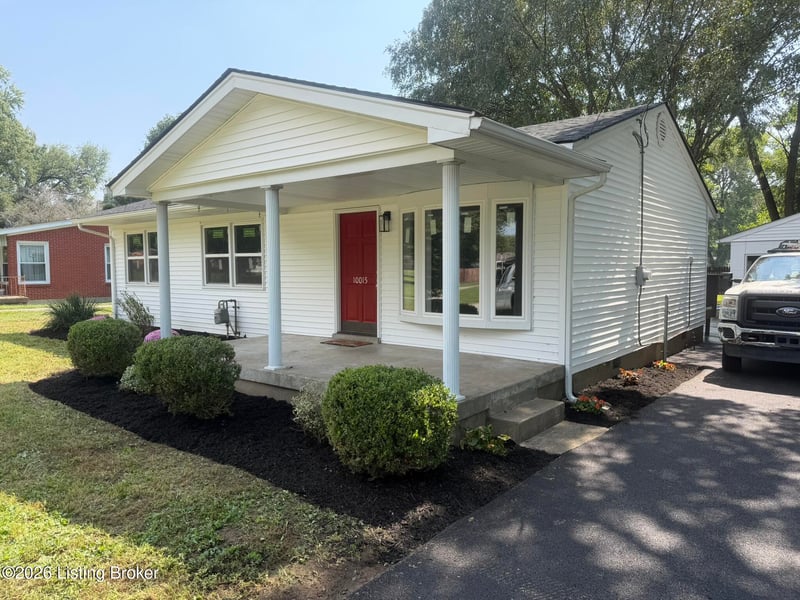 10015 East Ave, Louisville, KY 40272