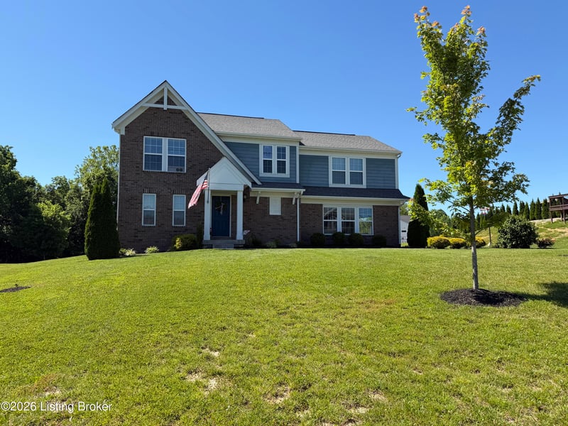 1002 Heron Cv, La Grange, KY 40031