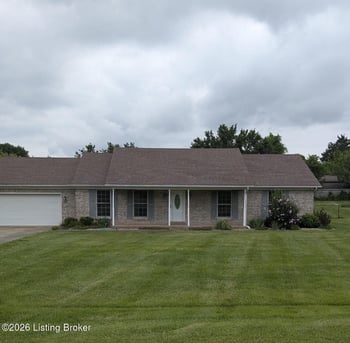1004 Creek Pointe Dr, Coxs Creek, KY 40013