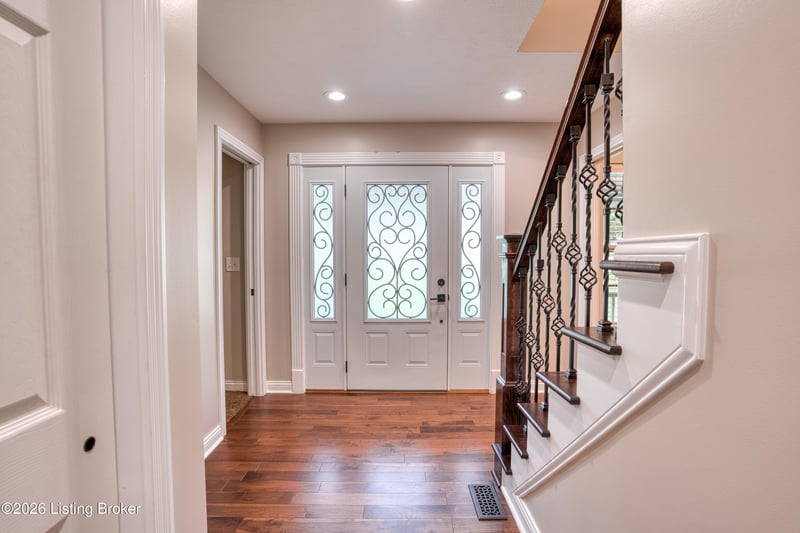 1004 Timberwood Ct, Coxs Creek, KY 40013