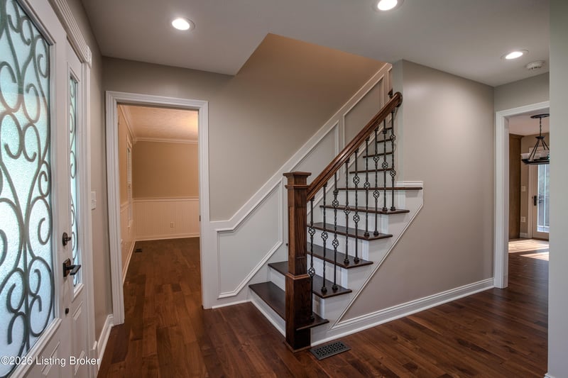 1004 Timberwood Ct, Coxs Creek, KY 40013