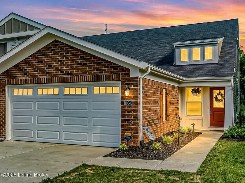 10048 Windcrest Farms Ln, Louisville, KY 40291