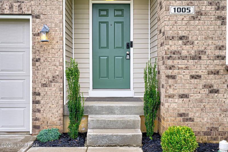 1005 Ashberry Dr, La Grange, KY 40031
