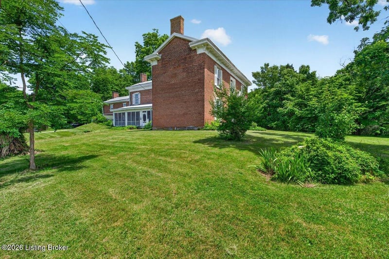 10053 Shelbyville Rd, Simpsonville, KY 40067