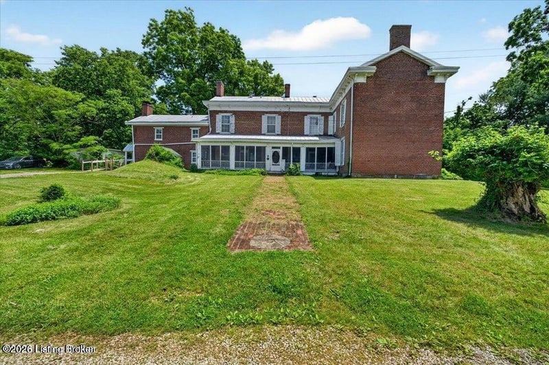 10053 Shelbyville Rd, Simpsonville, KY 40067