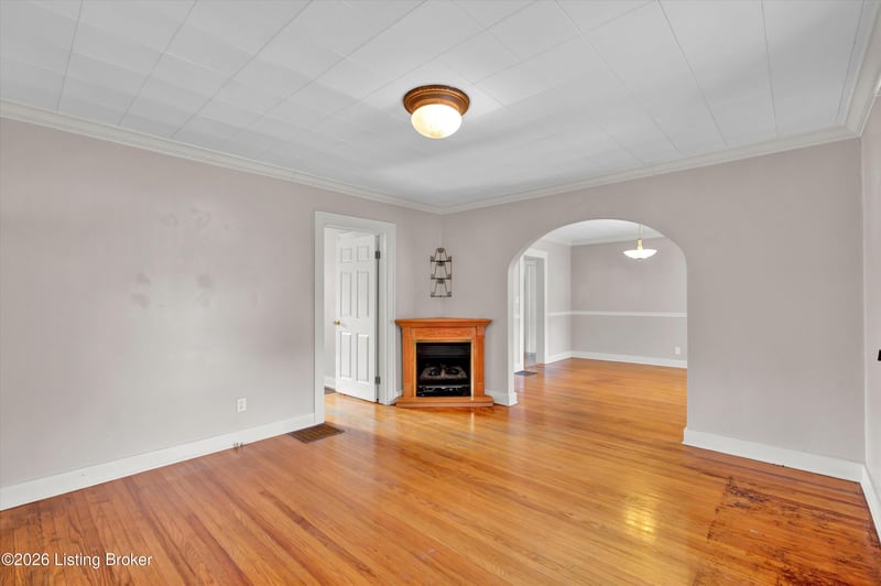 1006 Palatka Rd, Louisville, KY 40214