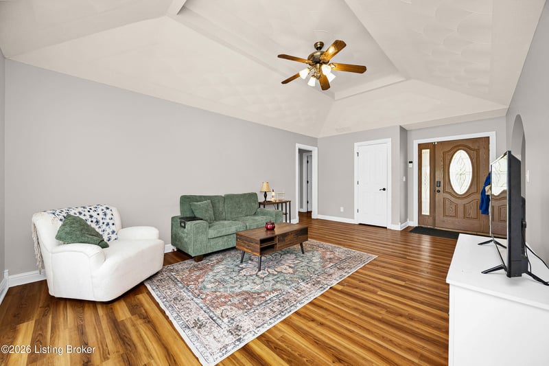 1007 Bryan Dr, Bardstown, KY 40004