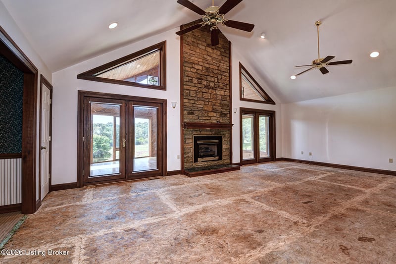 1007 Johnson Rd, Louisville, KY 40245