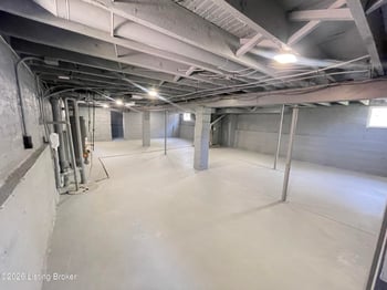 1008 S 40th St, Louisville, KY 40211
