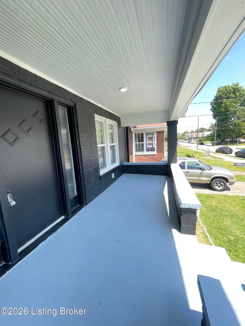 1008 S 40th St, Louisville, KY 40211