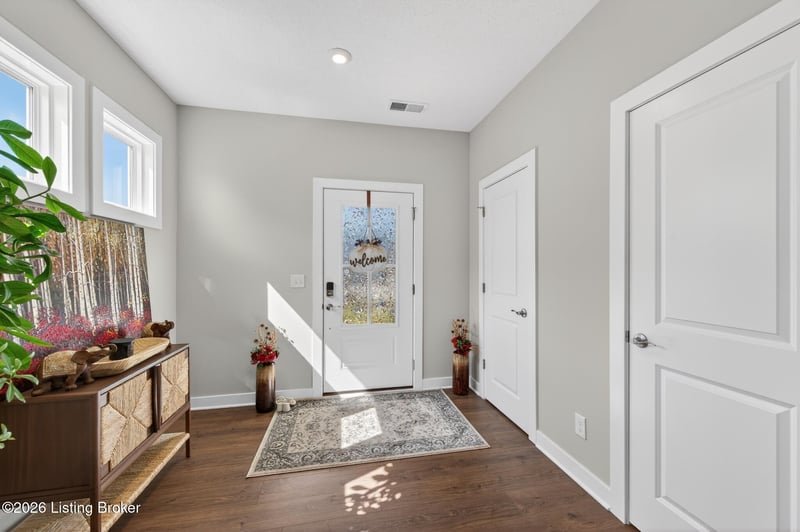 10080 Creamery Ln, Bowling Green, KY 42101
