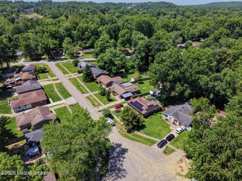 1009 Andle Ct, Louisville, KY 40214
