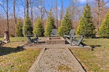 101 Cherry Ln, Bee Spring, KY 42207