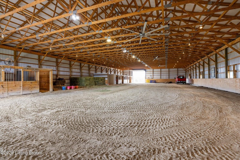 101 Frontage Rd, Campbellsburg, KY 40011