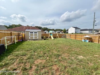 101 S Osprey Ct, Vine Grove, KY 40175