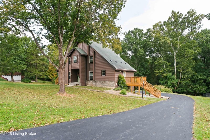 1010 Benton Ridge Dr, Louisville, KY 40245