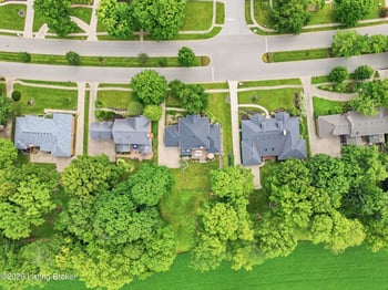 1010 Oxmoor Woods Pkwy, Louisville, KY 40222