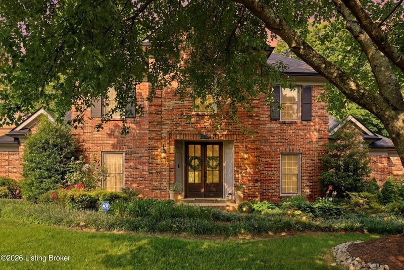 1010 Oxmoor Woods Pkwy, Louisville, KY 40222