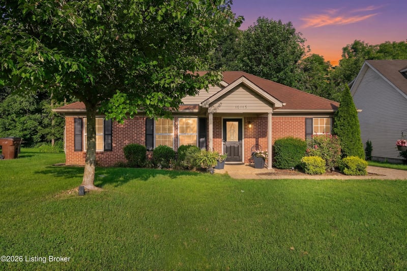 10115 Lancewood Rd, Louisville, KY 40229